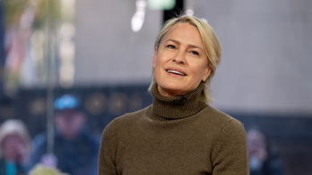 'House of Cards' actress joins Hollywood exodus from US after calling country a 's---show'