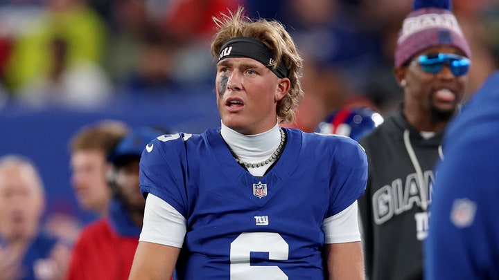 Giants quarterback Russell Wilson answers question on rookie Jaxson Dart