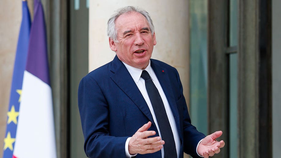 Fran?ois Bayrou speaking 