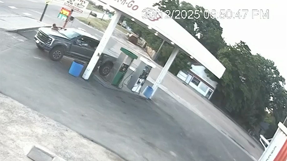 Brady Johnson notices car