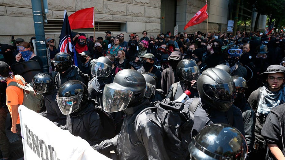 DAVID MARCUS: My run-in shows that in Portland, it's the cops who are handcuffed
