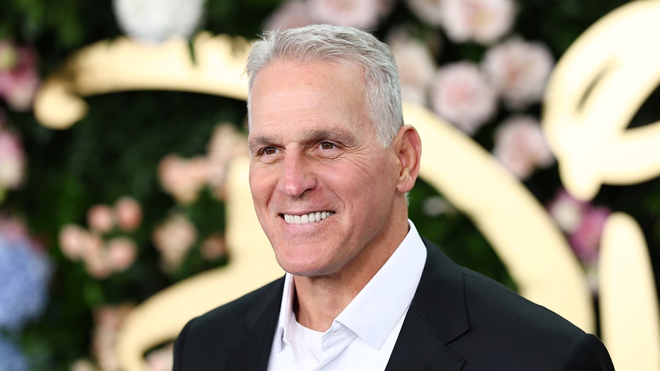 'Golden Bachelor' Mel Owens flip-flops on dating preference, now says there's 'no age to love'