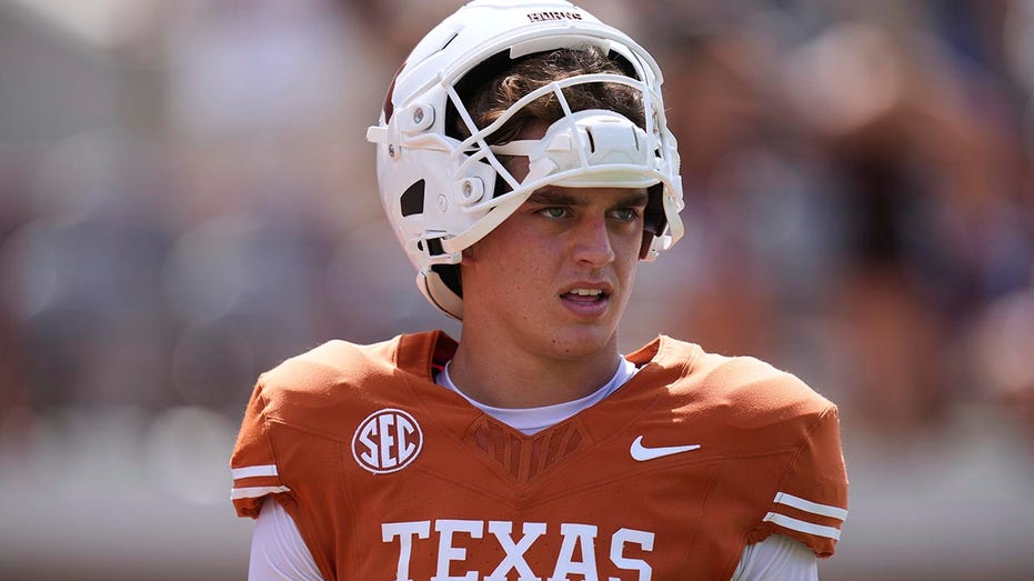 Arch Manning Booed Despite Texas Win Over UTEP