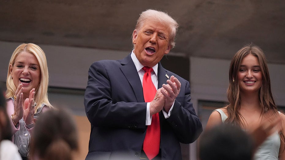 Trump Faces Mixed Reactions at US Open Final