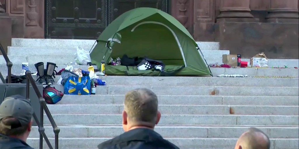 DC police arrest suspect for alleged explosive outside annual Red Mass