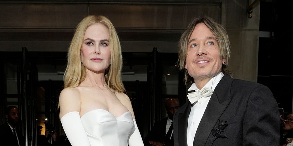 Keith Urban changes Nicole Kidman-inspired lyric to name his guitarist  Maggie before divorce announcement