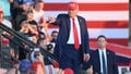 Trump hits the road to sell economic wins as Republicans brace for high-stakes midterm showdown - Fox News