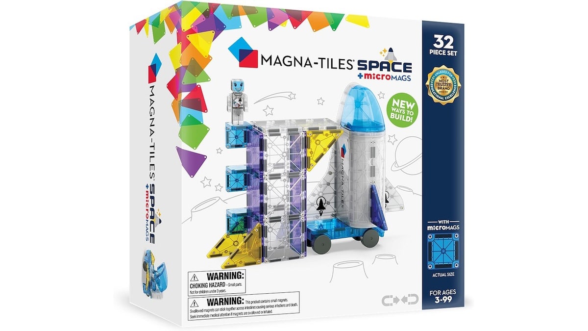 This building set is perfect for kids who are totally into space.