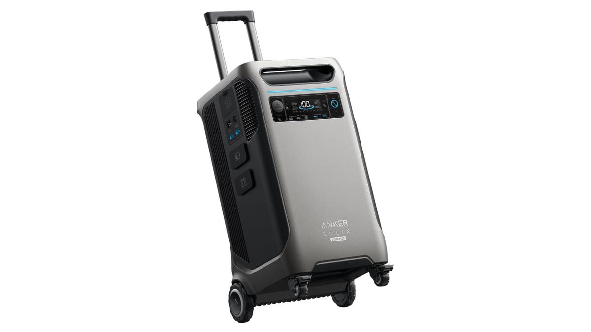The handle and wheels make this power station easy to move anywhere.