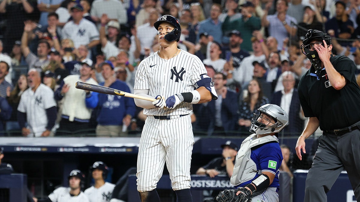 Aaron Judge watching home run