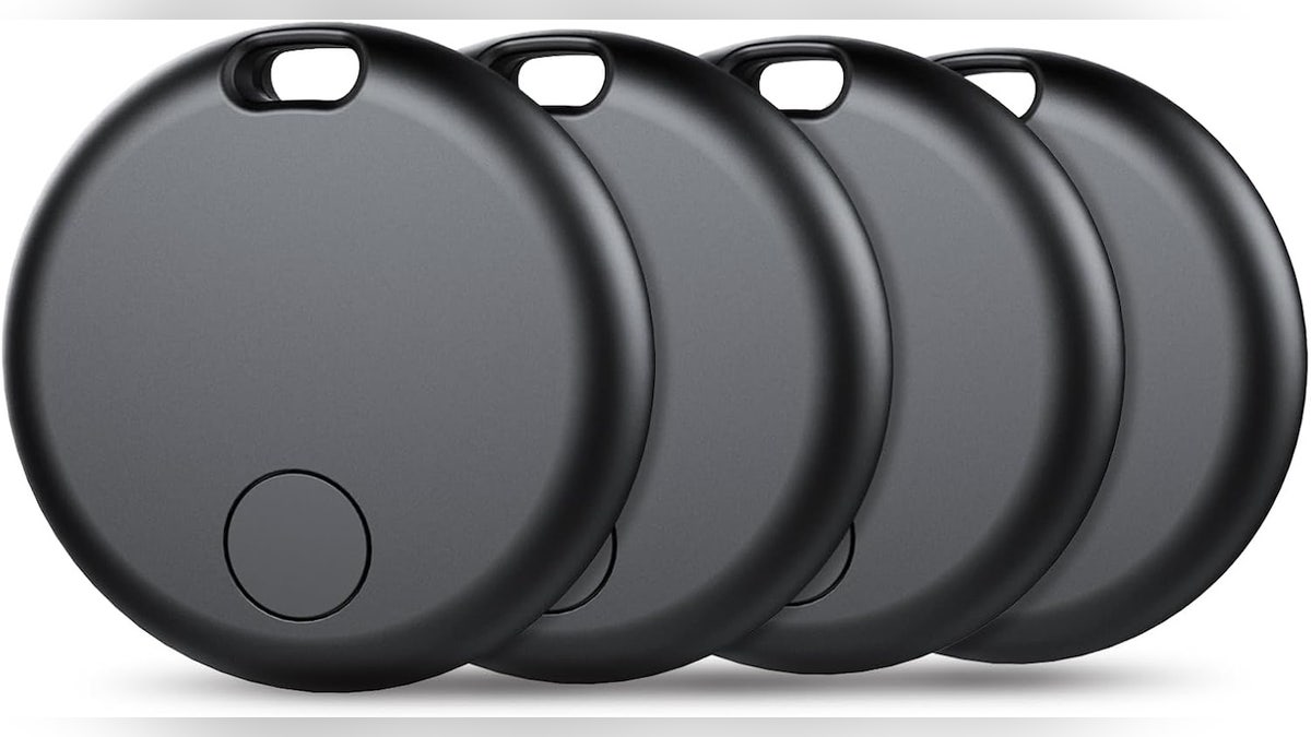 Keep track of valuables with these Apple compatible Bluetooth tags.