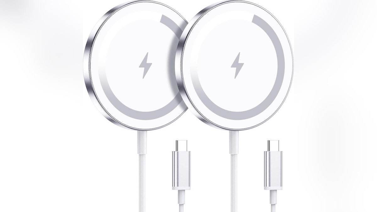 Fast, secure charging for all your Apple gear.