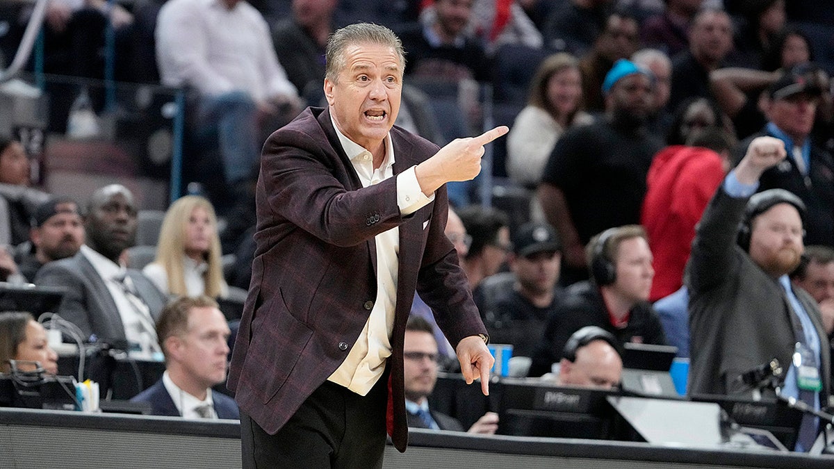 John Calipari in action