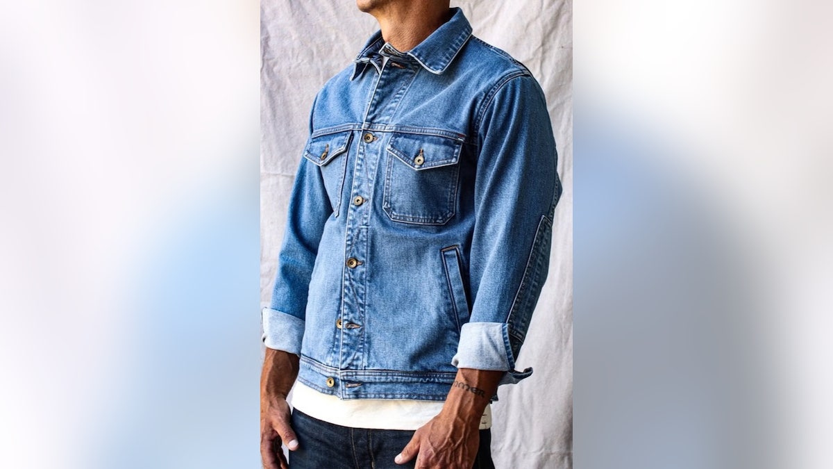 Move easily in this classic jean jacket.