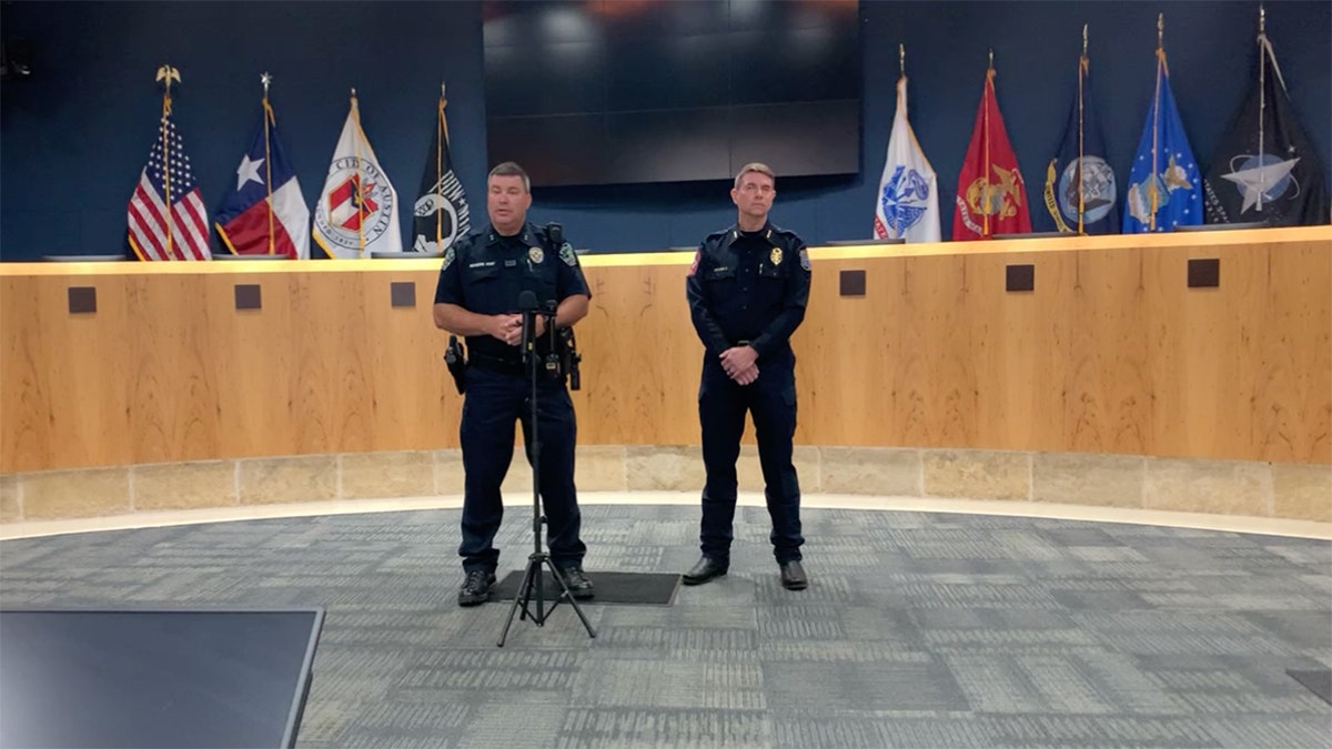 One hospitalized after suspected shooting at Austin public library, prompting massive police response One hospitalized after suspected shooting at Austin public library, prompting massive police response
