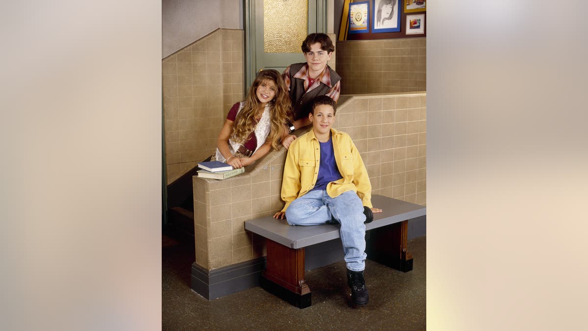 Danielle Fishel with Ben Savage and Rider Strong on the Boy Meets World set
