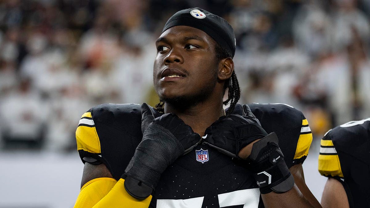 Broderick Jones looks on field