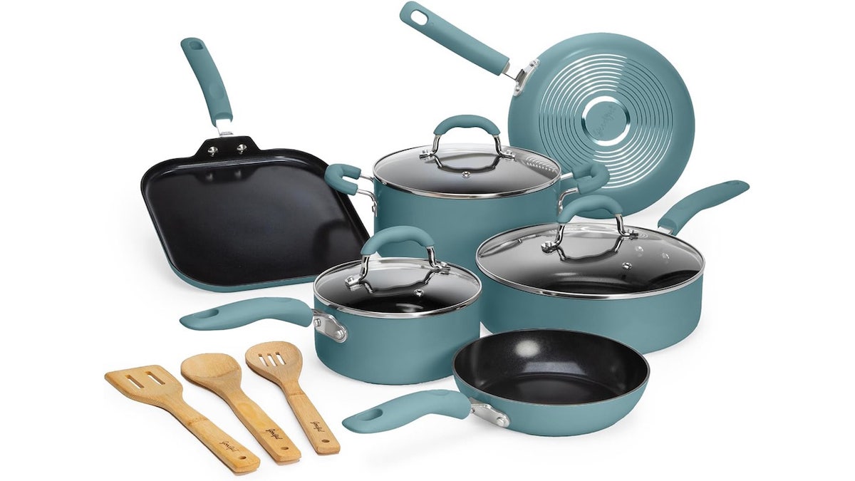 This cookware set comes with the essential plus it includes bamboo cooking utensils.