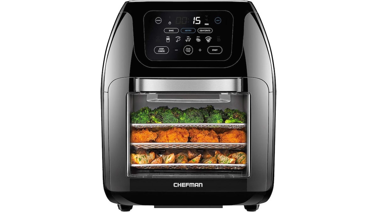 This air fryer comes with easy-to-use presets and requires no preheating.