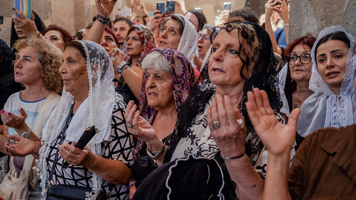 Cristãos se reúnem em Türkiye