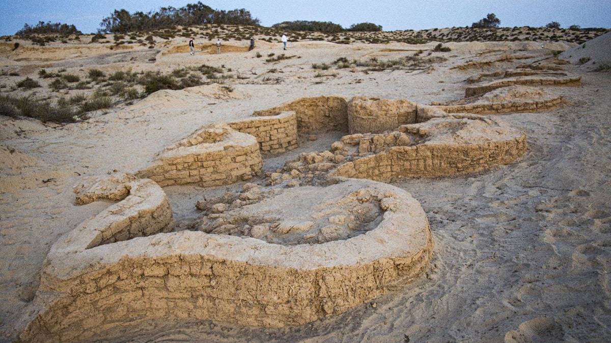 Zig zig wall found at fortress site