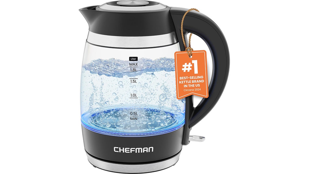 Make hot tea in minutes with this electric kettle.