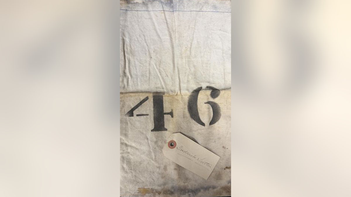 Torba Frederick Sutton z numerem 46