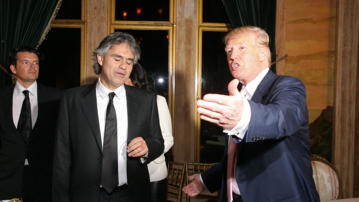Andrea Bocelli and Donald Trump in 2010