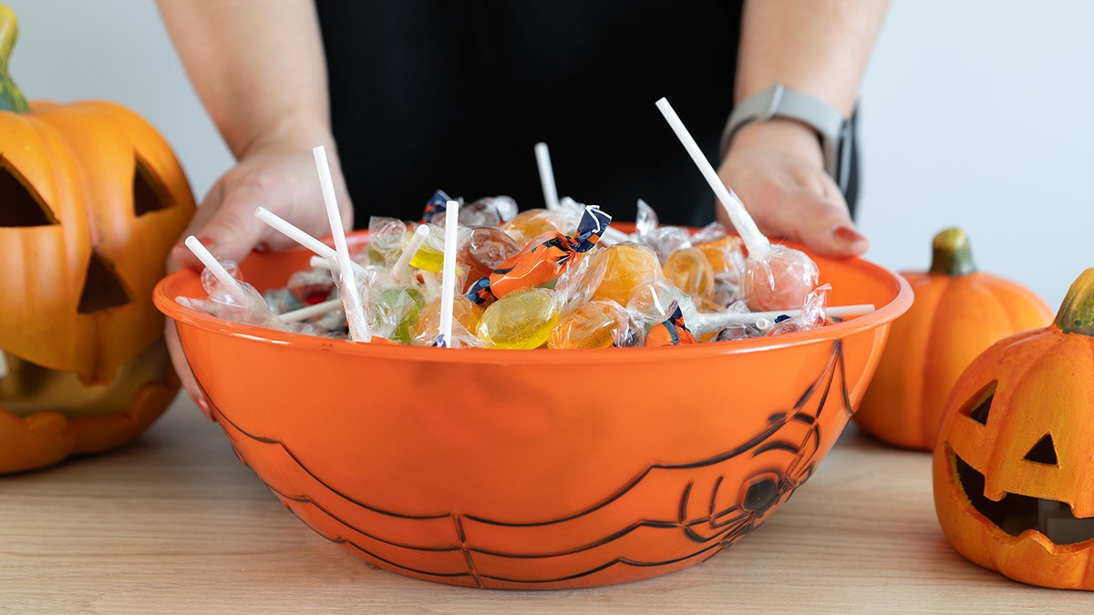 A bowl of Halloween candy