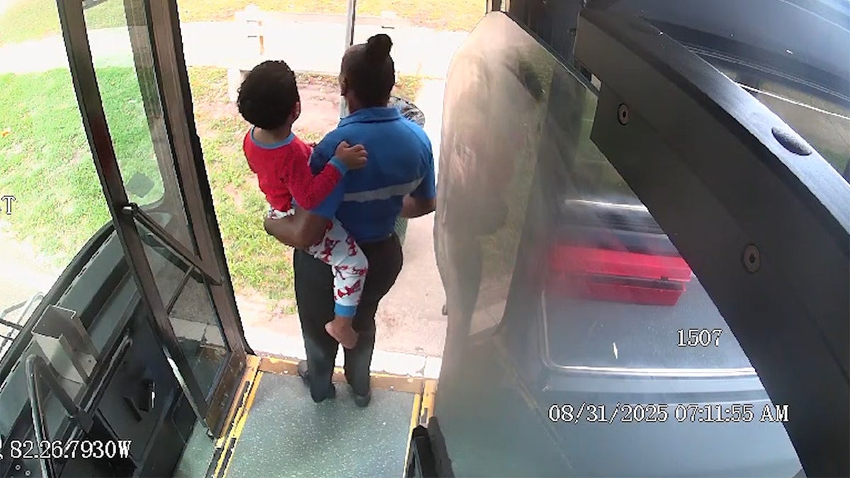 Bus driver hailed as hero for saving young child wandering alone on busy street  at george magazine