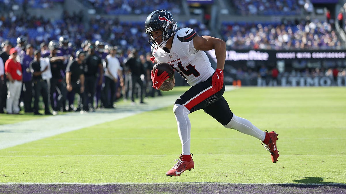 Jaylin Noel scores touchdown