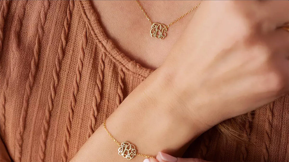 These necklaces and bracelets come in gold, silver and rose gold finishes. 