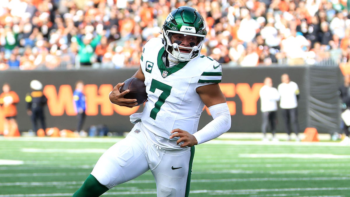 Jets pull off thrilling comeback to secure first win of season vs Bengals Jets pull off thrilling comeback to secure first win of season vs Bengals