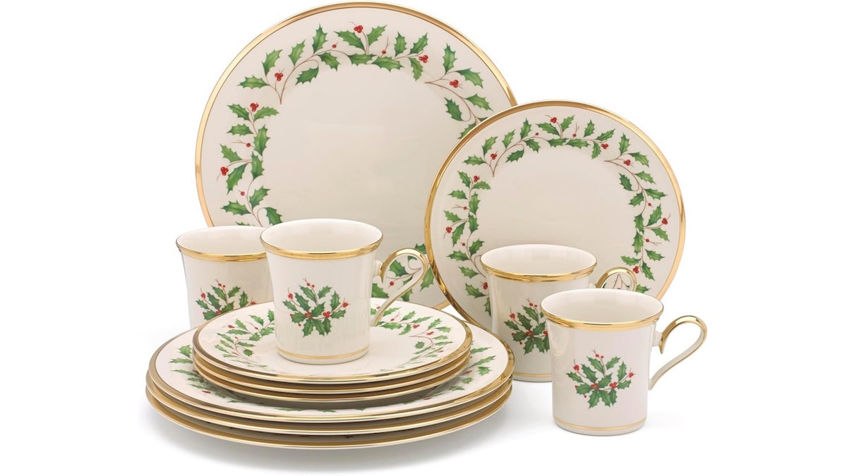 This Lenox Christmas dinnerware set makes your holiday meal special.