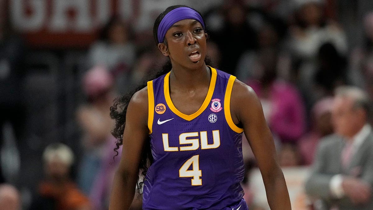 Flaue'jae Johnson goes up against Texas