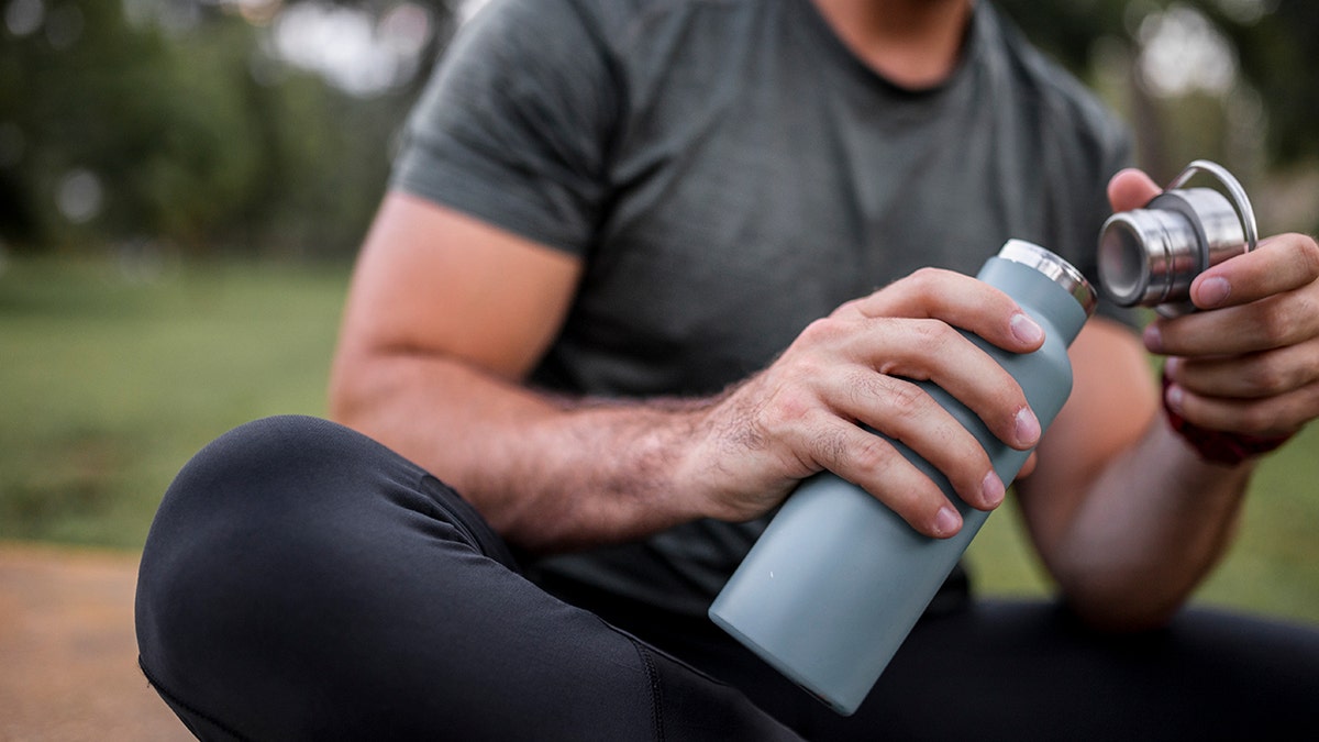 metal reusable water bottle