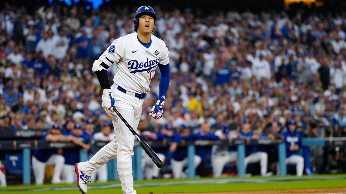 Shohei Ohtani hits a homer against the Blue Jays