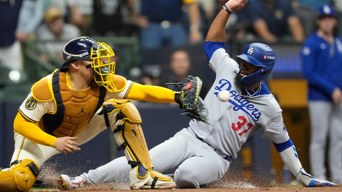 Teoscar Hernandez is out at the plate
