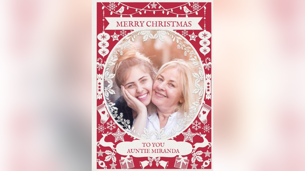 Moonpig lets you personalize cards for every occasion.