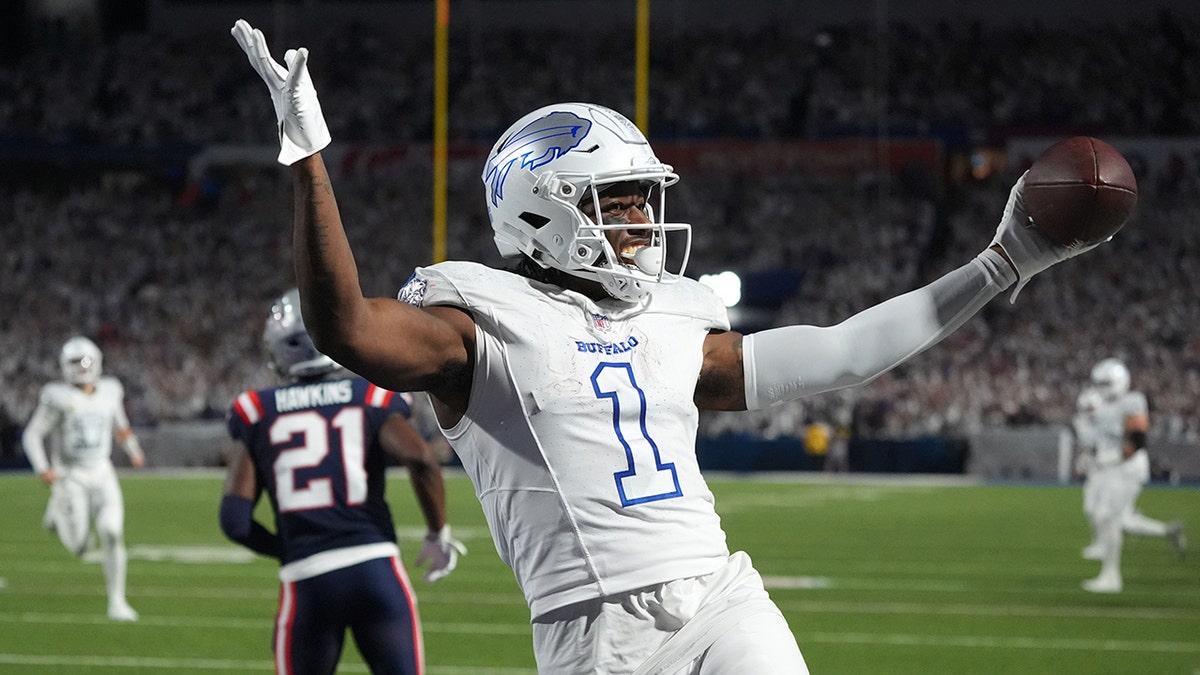 Curtis Samuel celebrates a touchdown