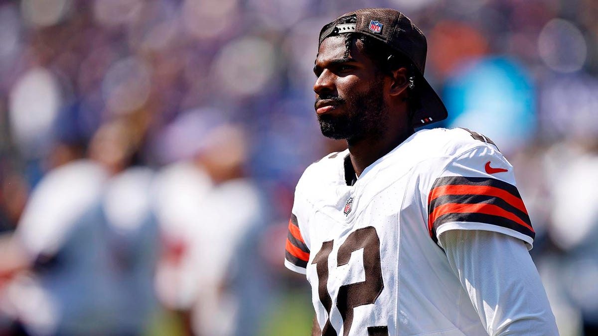 Shedeur Sanders looks on vs the Ravens