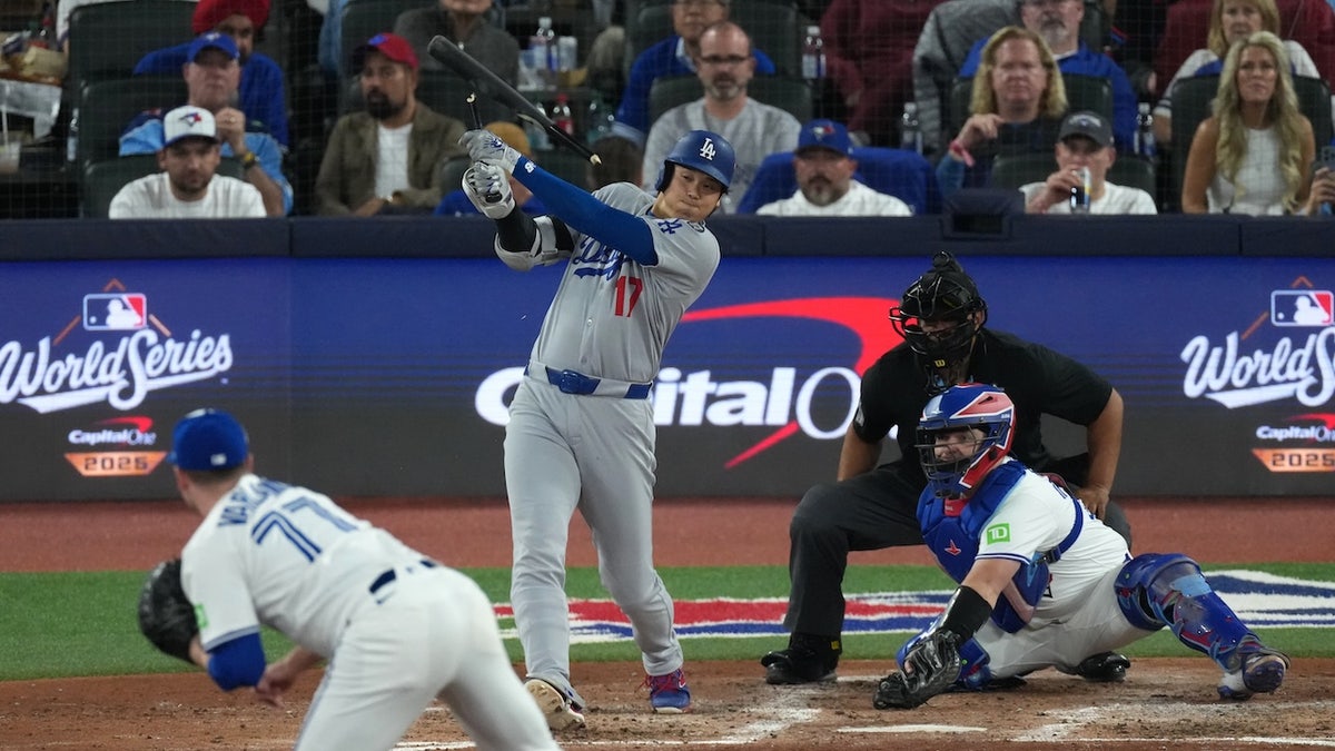 Dodgers tie World Series 1-1 behind Yamamoto's complete game