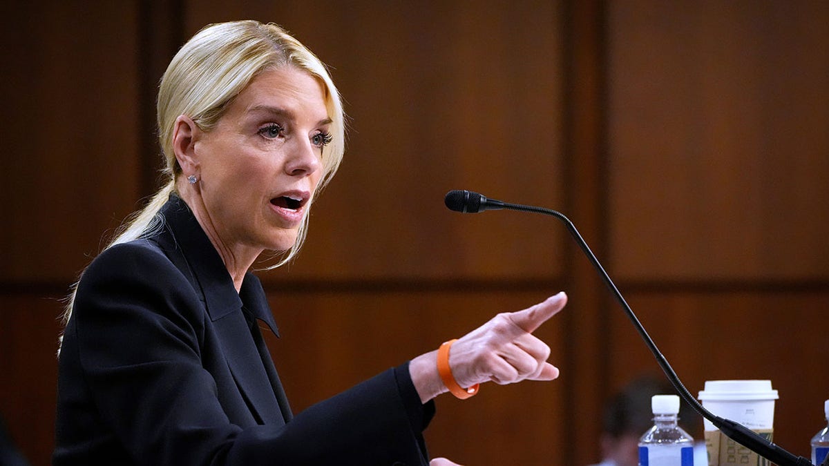 Pam Bondi accuses Sen. Blumenthal of lying about military service during heated hearing