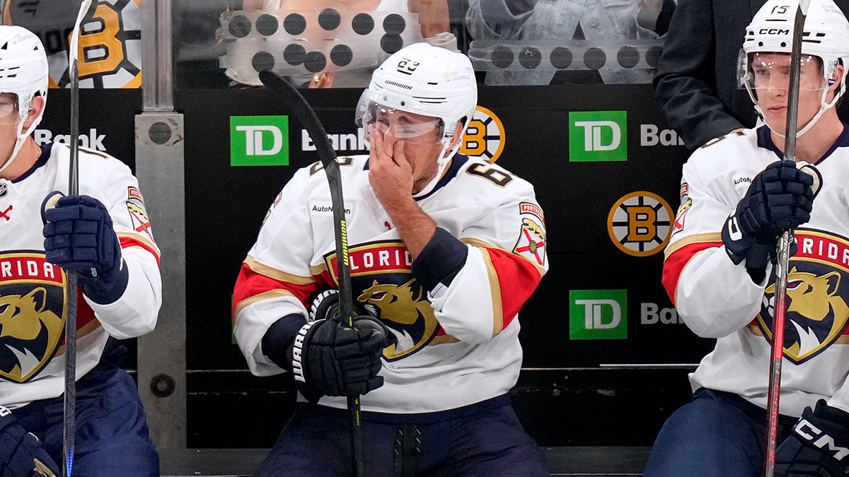 panthers-brad-marchand-cries-on-bench NHL News: Brad Marchand cries during emotional tribute video at TD Garden return
