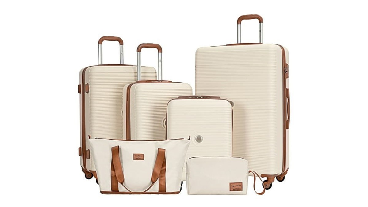 You don't need to travel light with this suitcase set.