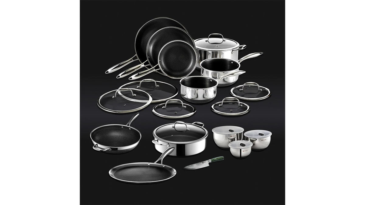 You’ll find an assortment of HexClad pans in the Prime Time Bundle.