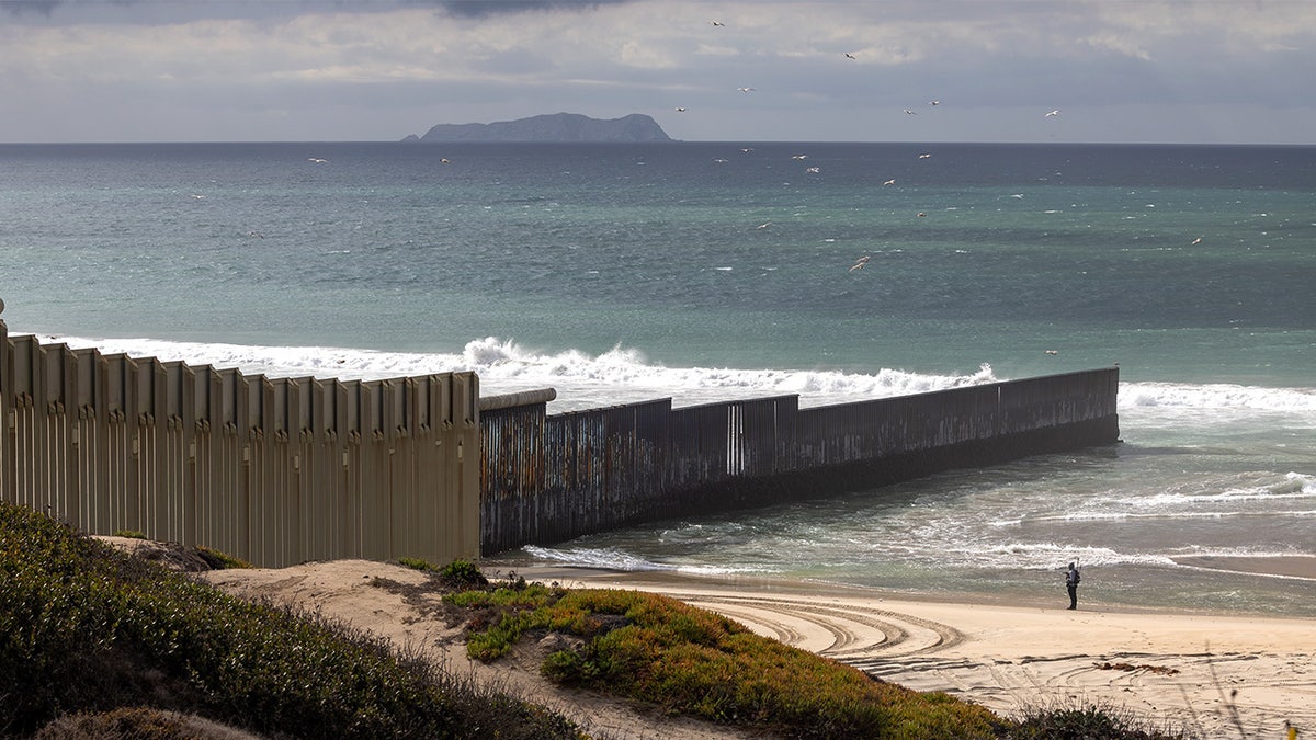 Major county sheriff rejects ICE detainer on illegal immigrant who killed young boy in hit-and-run  at george magazine