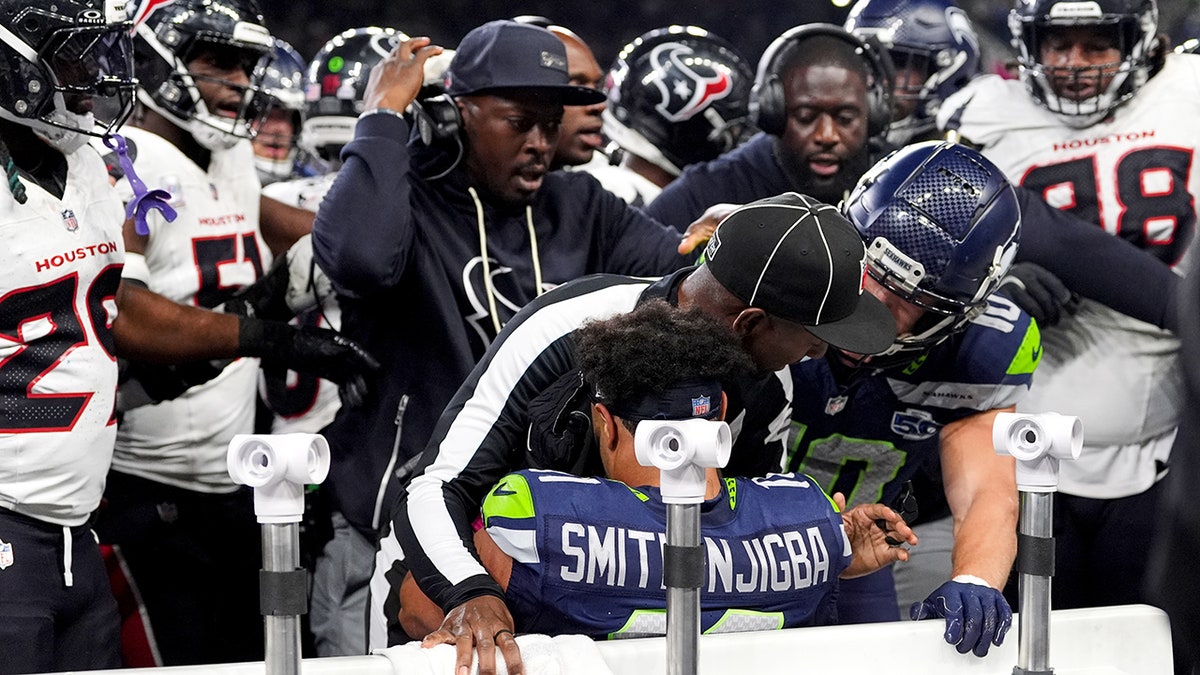 NFL official shields Jaxon Smith-Njigba