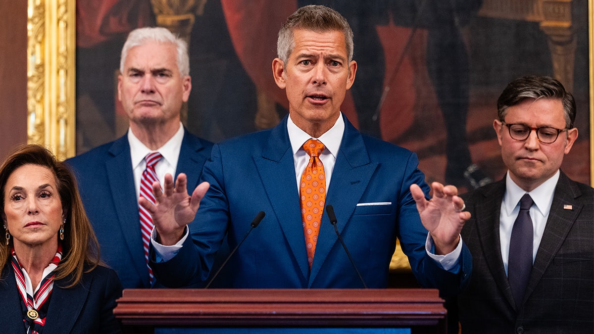 Transportation Secretary Sean Duffy at House Republicans' government shutdown press conference