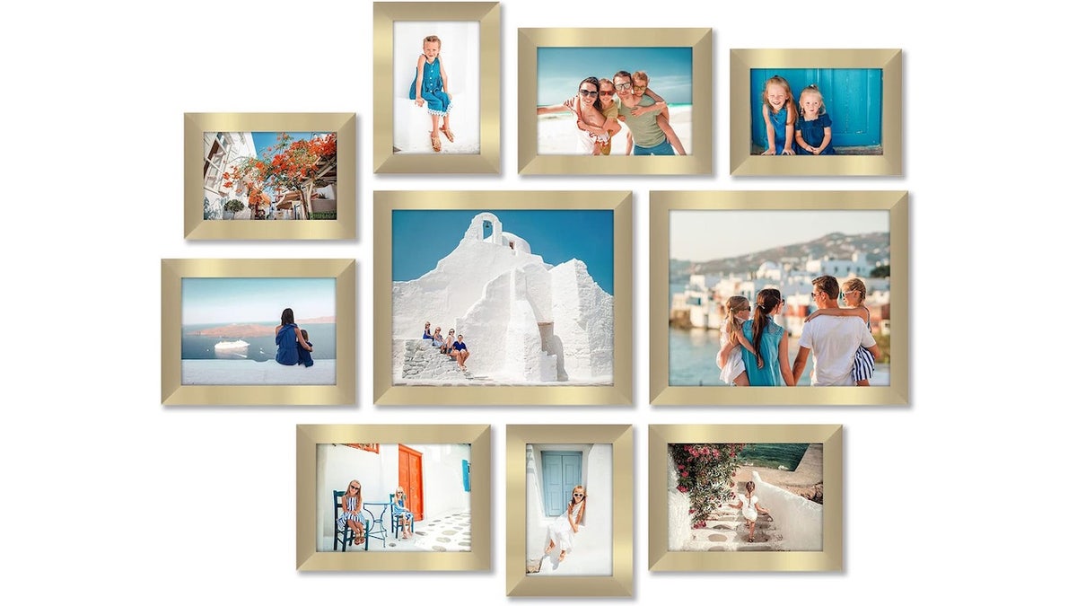 Use this gold picture frame set to show off a collection of your favorite photos.